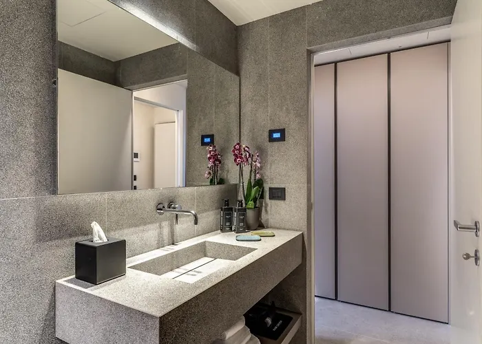 Seety Spartaco Милан